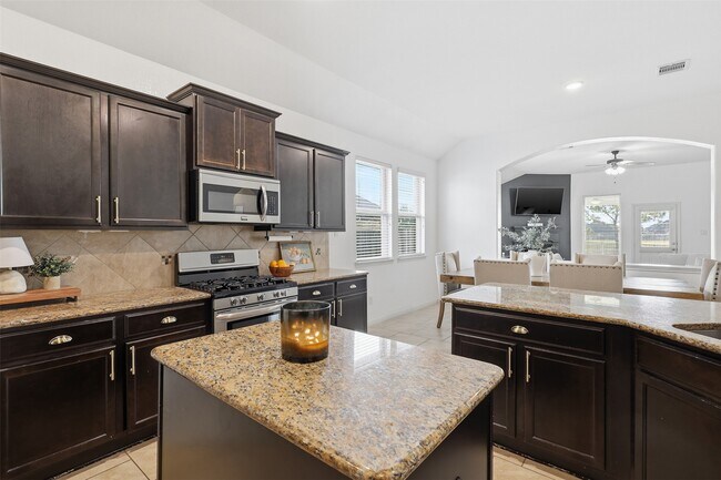 Building Photo - 23207 Verona View Ln