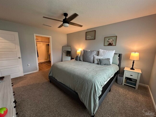 Building Photo - 926 Lovebird Ct