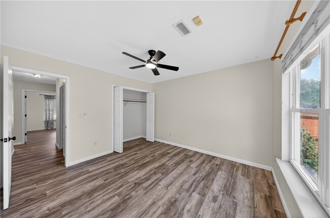 Building Photo - 903 Tyra Ln