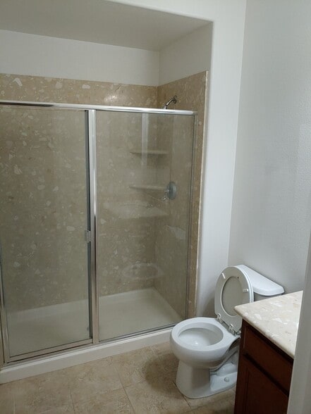 Building Photo - 153 Lucy Ln