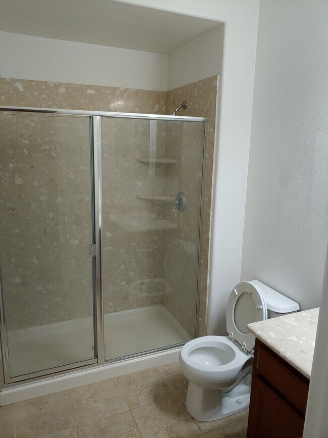 Building Photo - 153 Lucy Ln