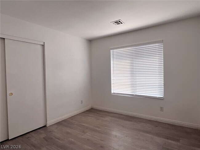 Building Photo - 9582 Bighorn Ranch Ave