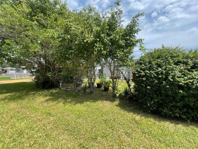 Building Photo - 2 bedroom in Hollywood FL 33020