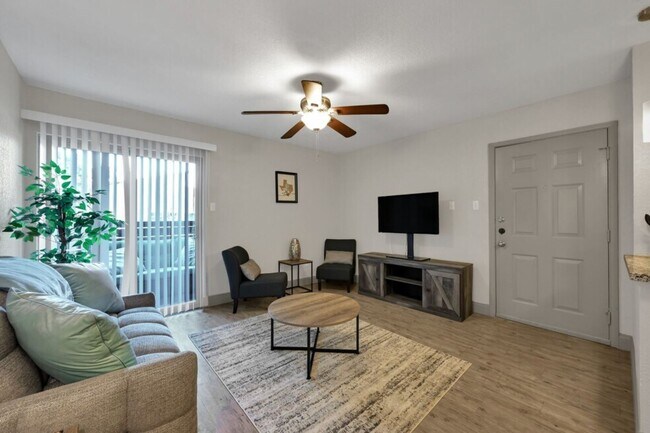 Building Photo - 510 Billie Bess Ln