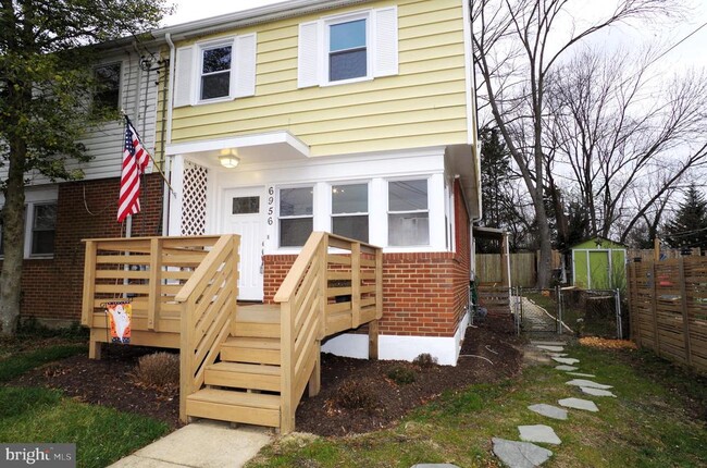 Primary Photo - 6956 Westhampton Dr