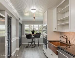 Building Photo - 18 Marina Isles Blvd