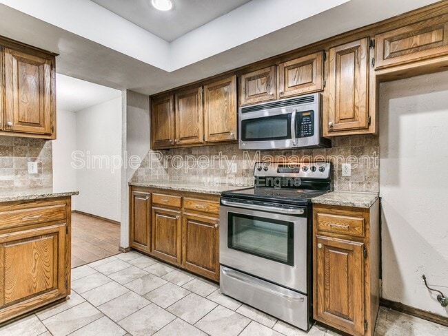 Building Photo - 3716 Summer Cloud Dr