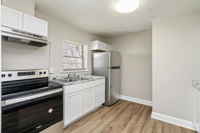 Building Photo - 3406 McPherson St