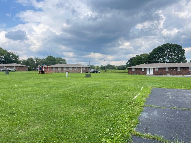 Building Photo - 5408 S Hutchinson Ct