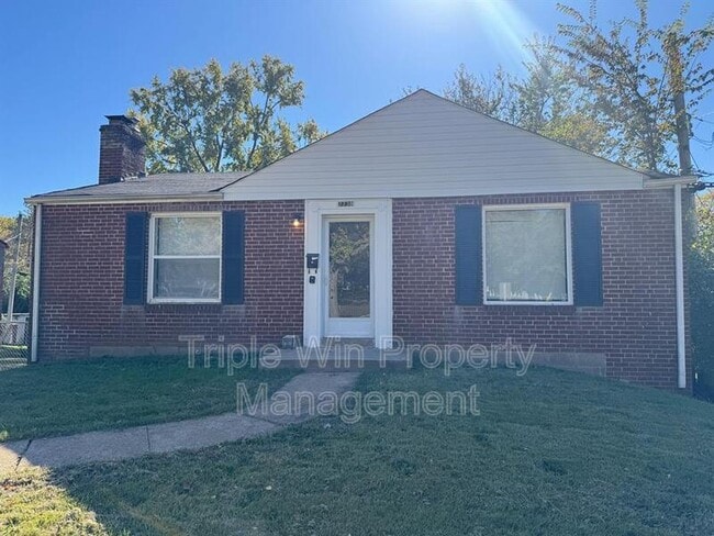 Primary Photo - 7738 Canton Ave