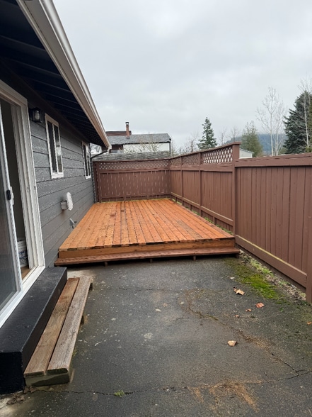 Building Photo - 288 N McNeely St