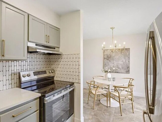Building Photo - Beautiful, Newly Remodeled Home In Great Location!