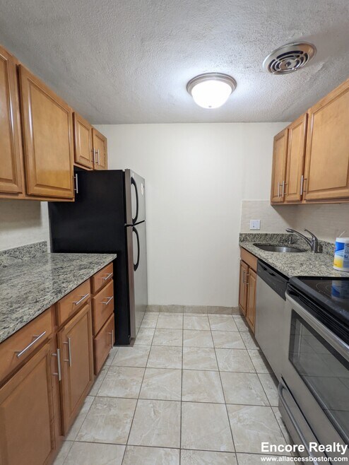 Building Photo - 230 Babcock St