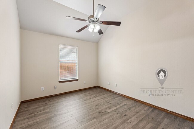 Building Photo - 716 Tuscany Way