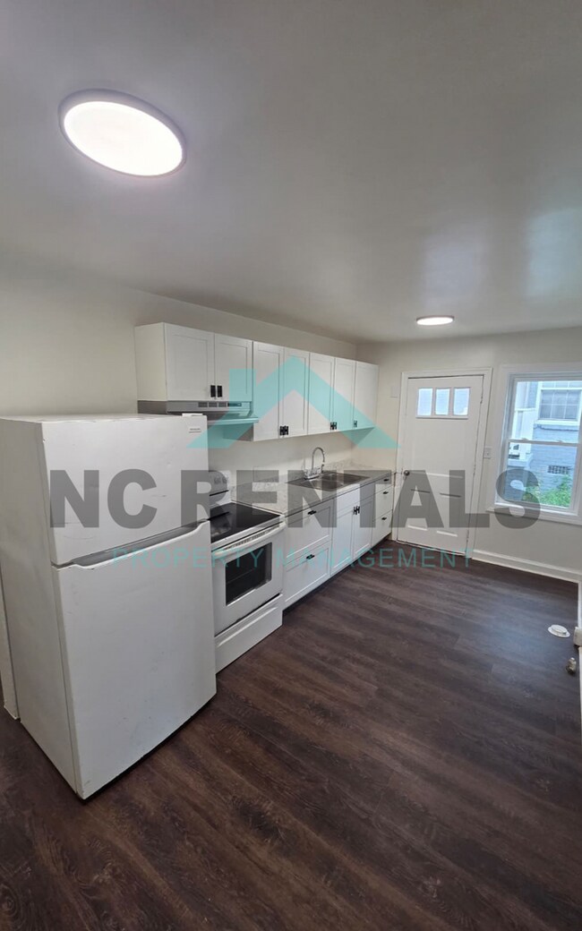 Building Photo - 601 Chestnut Dr
