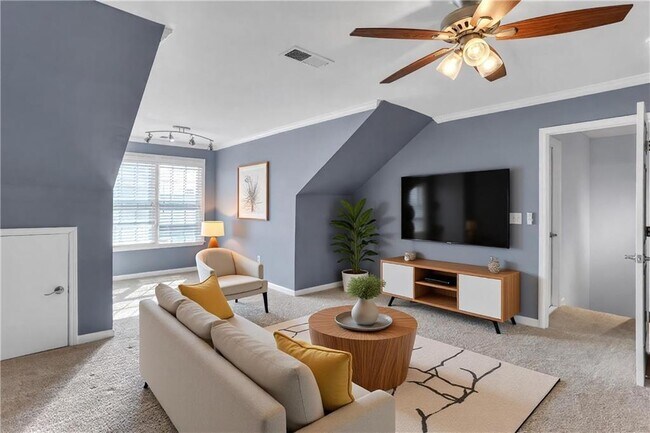 Building Photo - 2318 Longcourt Wy