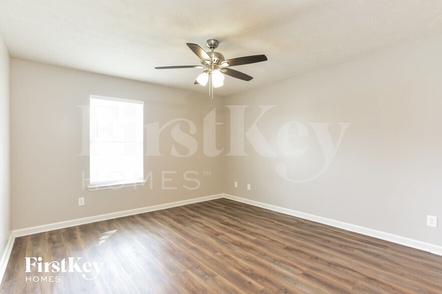 Building Photo - 204 Merritt Dr