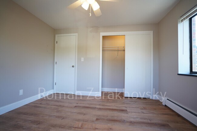 Building Photo - 394 Langley Rd