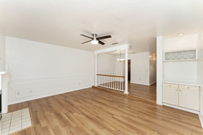 Building Photo - 831 NW 42nd Terrace