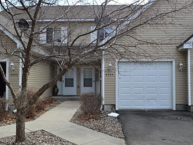 Primary Photo - 3br/2.5ba townhome in Eden Prarie
