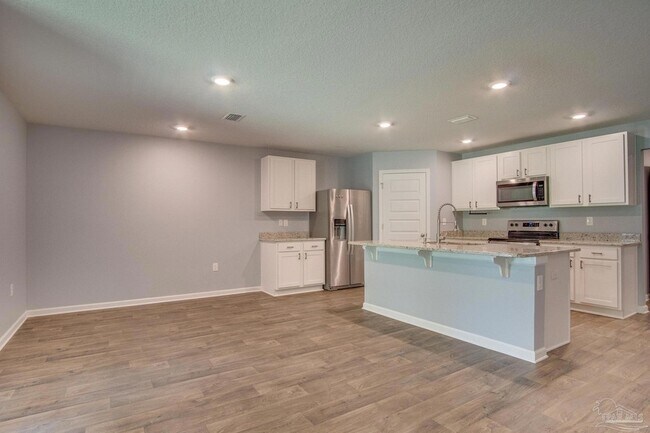 Building Photo - 7328 Lakeside Oak Ct