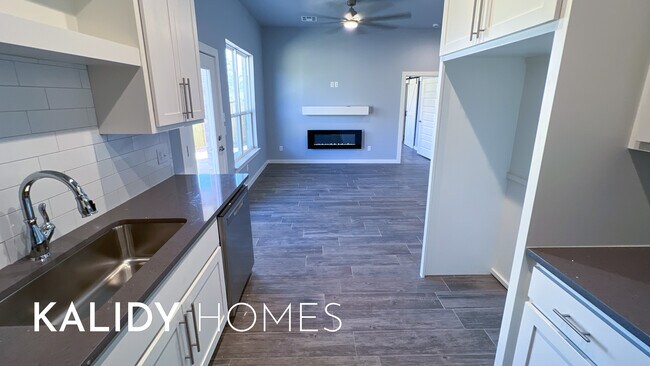 Building Photo - 424 Remington Ave