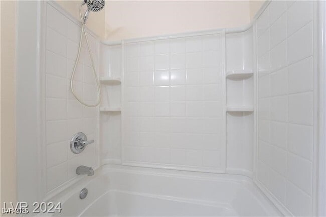 Building Photo - 6255 W Arby Ave