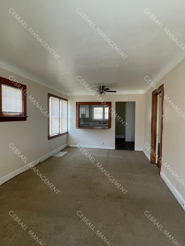Building Photo - 718 Leland St