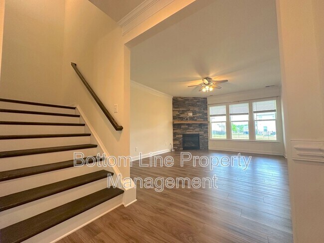 Building Photo - 4487 Fls Lk Dr S W