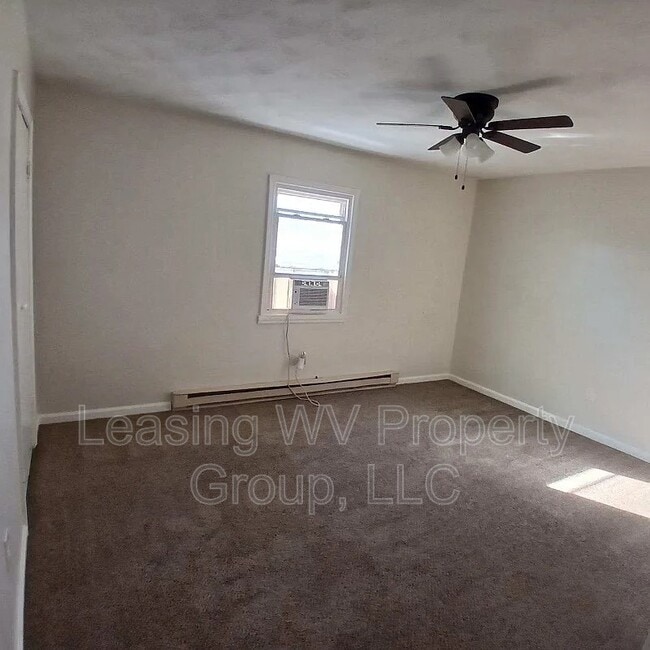 Building Photo - 2704 Creamery St