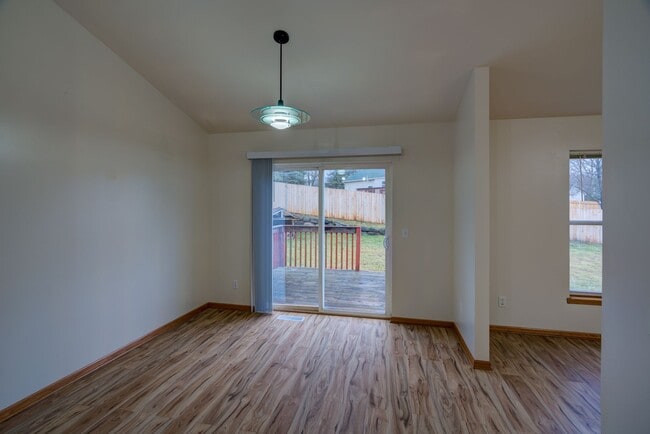Building Photo - 1509 Bultman Rd