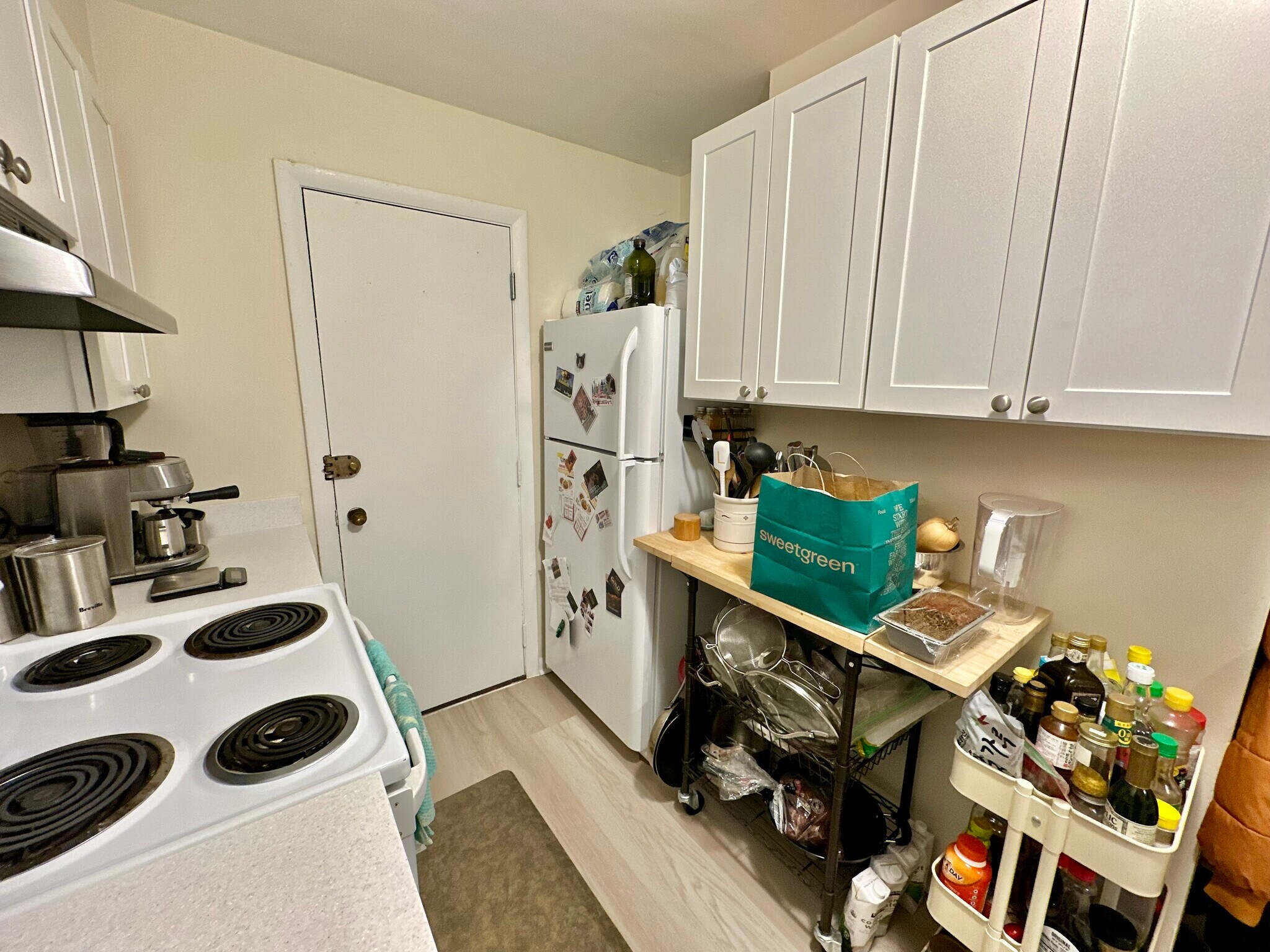 Building Photo - 804 Centre St