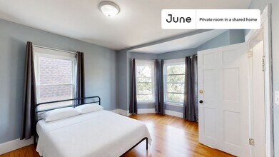 Building Photo - Room in Shared 7 bed/2 bath home
