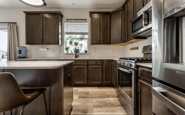 Building Photo - 6767 Sonora Blvd