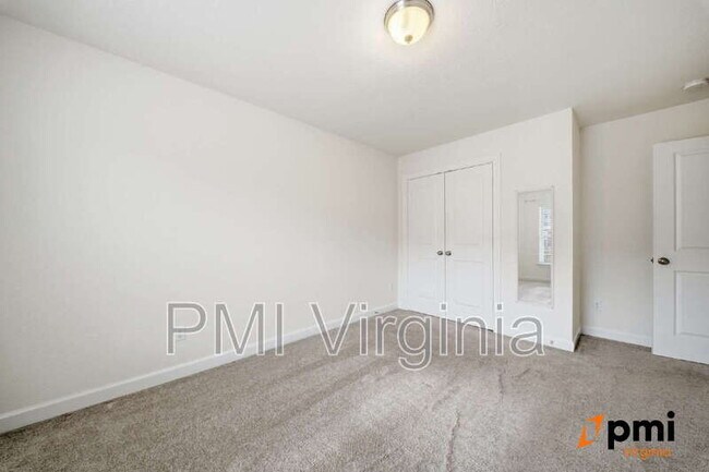 Building Photo - 4304 Cattail Ln