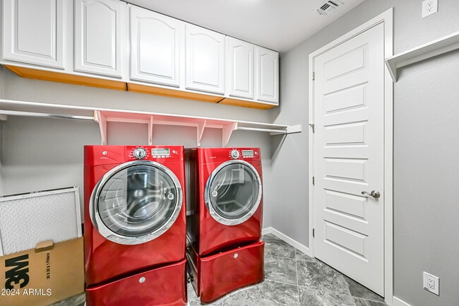 Building Photo - 22434 N 94th Ln