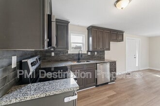 Building Photo - 247 Shadyside Ave