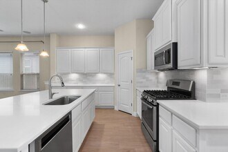 Building Photo - 4-Bedroom Home in Rancho Sienna for Rent