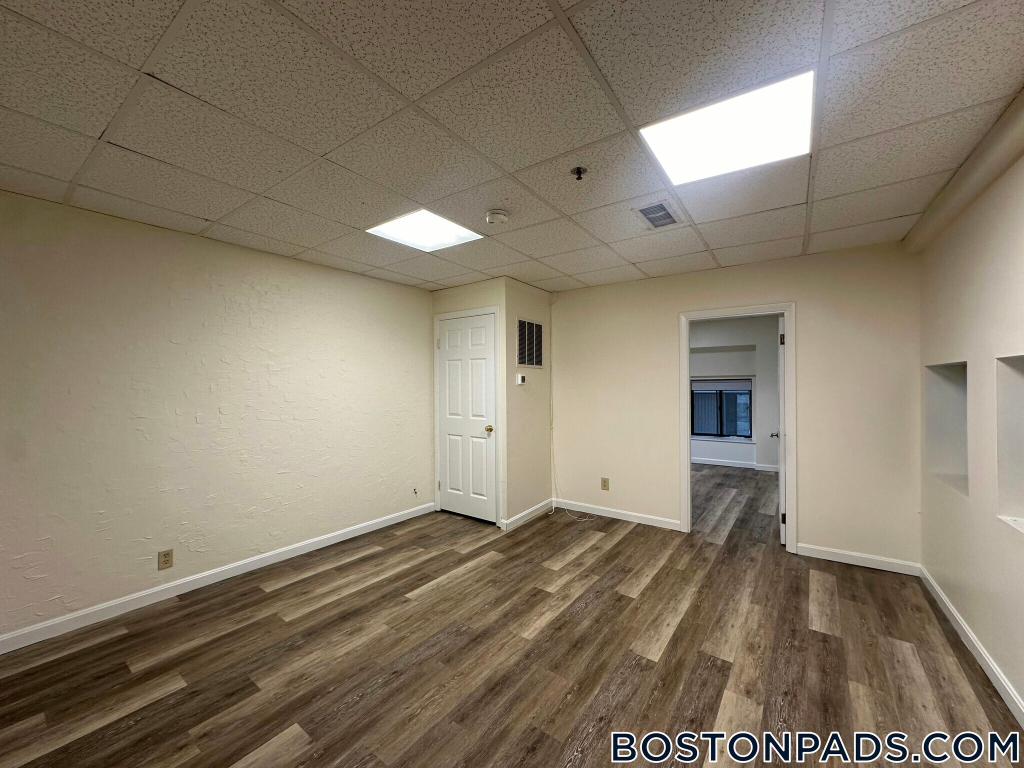 Building Photo - 62 Boylston St