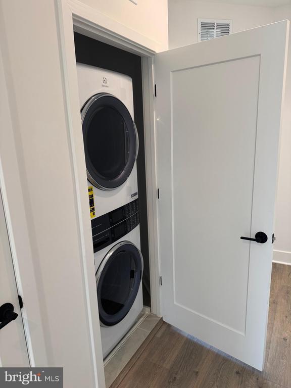 Building Photo - 5502 Topaz Ln