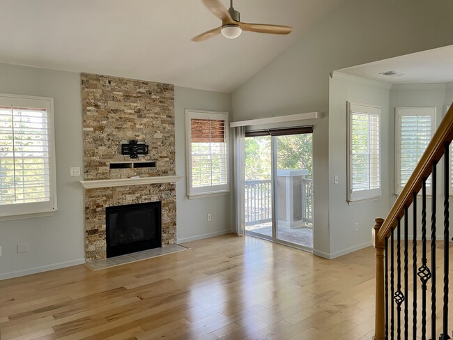 Living room - 15900 Granada St