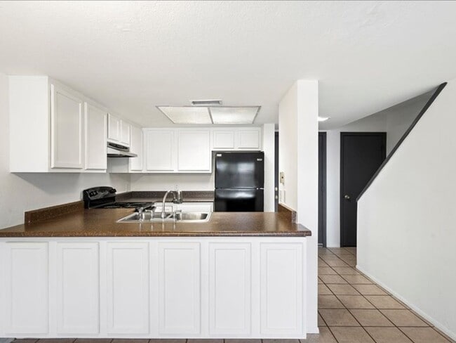 Building Photo - Charming 2BR Condo in Tempe