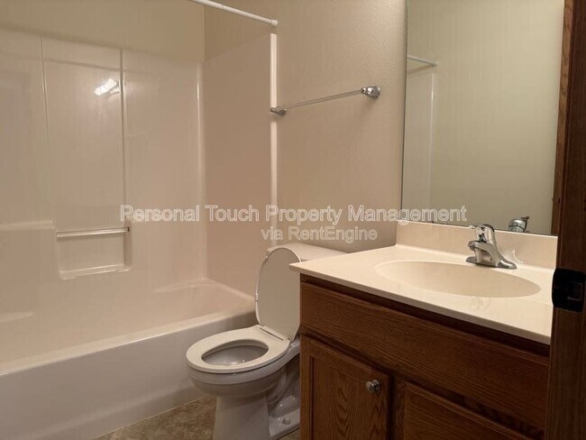 Building Photo - 2380 5th St W