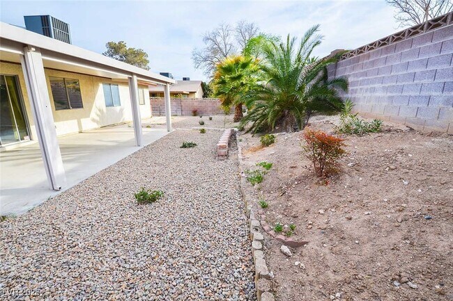 Building Photo - 708 Northstar St