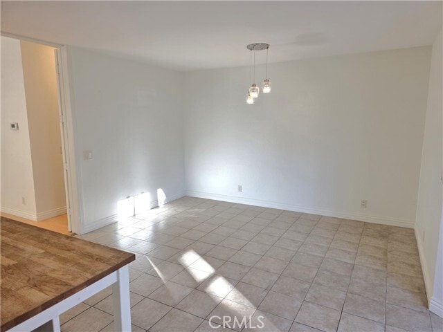 Building Photo - 388 Fallingstar