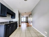 Building Photo - 1465 E 68th St