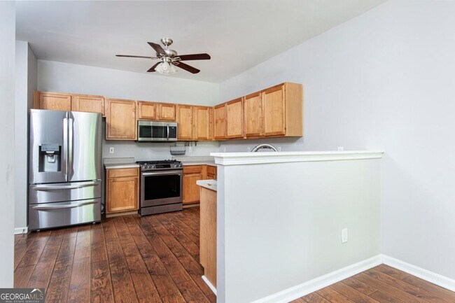 Building Photo - 310 Sugarberry Ln