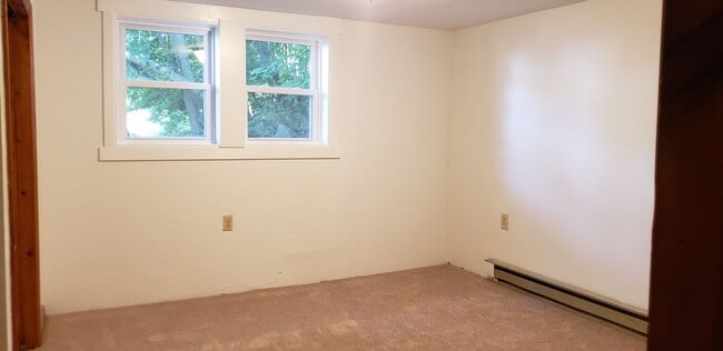 Building Photo - 329MYRTLESTR