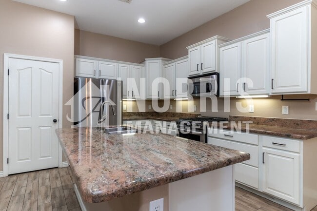 Building Photo - Beautiful Home in Villago Community
