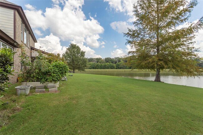 Building Photo - 9191 Brenham